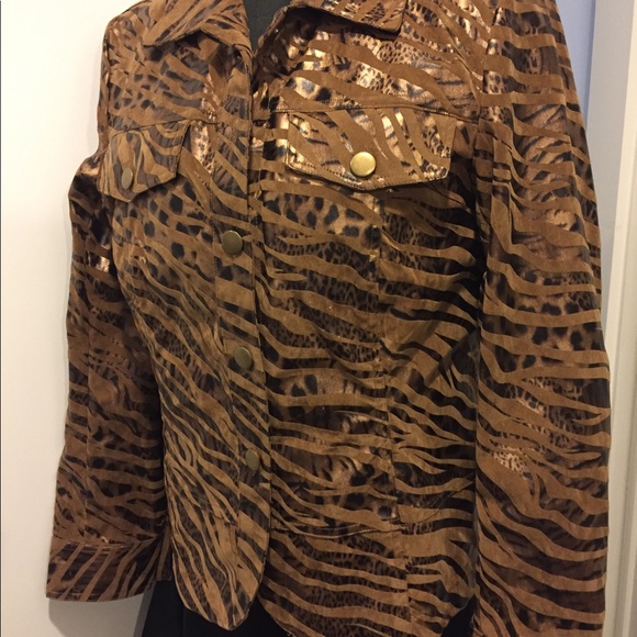 Jacket - Picture 5 of 7